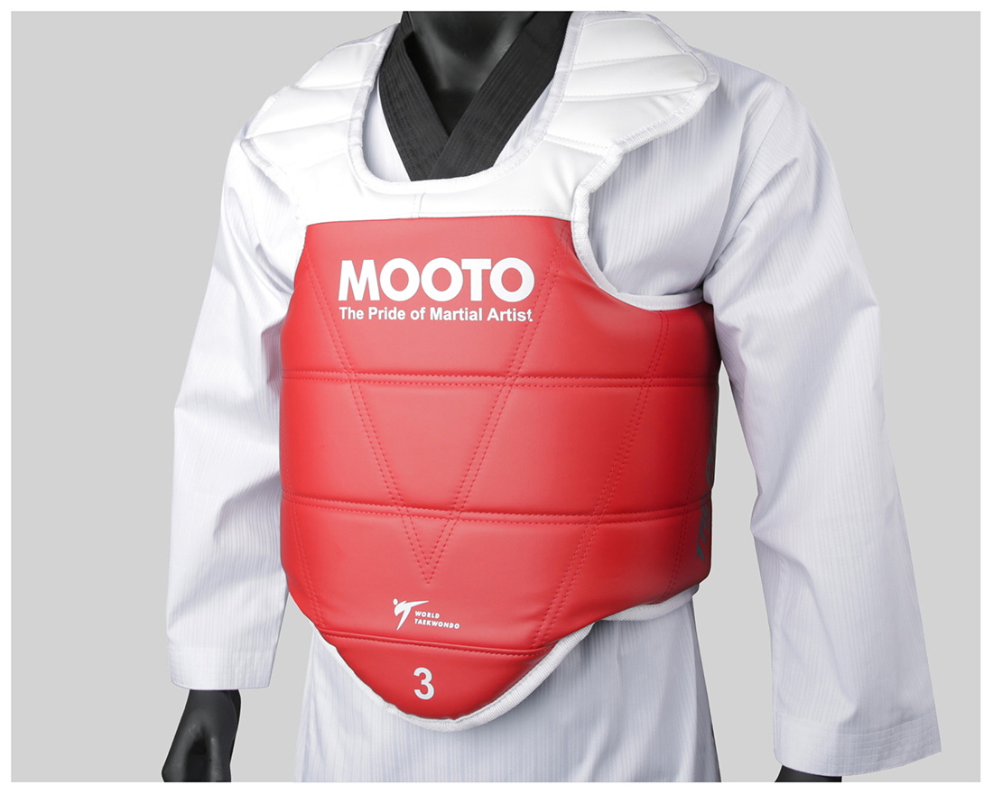 MOOTO Reversible Chest Guard